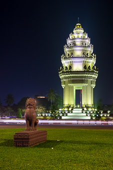 Independence Monument at Night