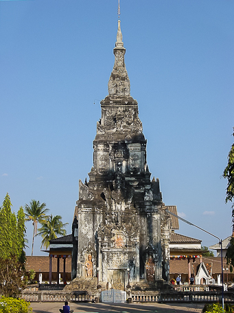 Inhang Stupa