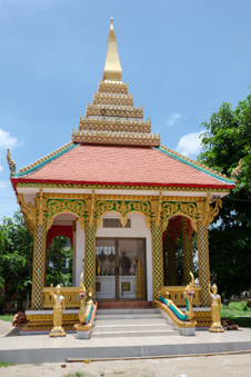Vat Xaiyaphoum Stupa