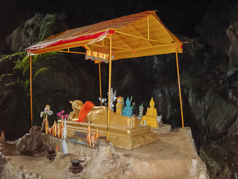 Buddha Shrine inside Tham Phu Kham