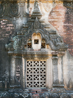 Gubyaukgyi Temple Window