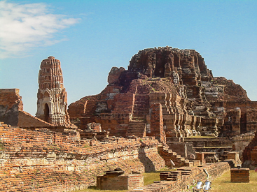 Wat Ratchaburana Ruins