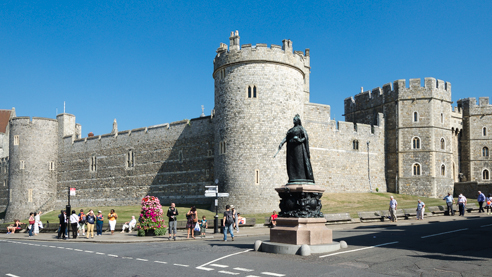 Queen Victoria Statue